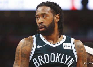 Deandre Jordan with the fail