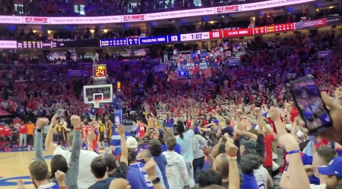 Bogdan Bogdanovic silences crowd with 3 point bomb. (courtside video)