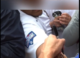 LA Dodgers Fan Turns Cody Bellinger Signature on His Arm into a Tattoo LA Dodgers Cody Bellinger Fan Tattoo